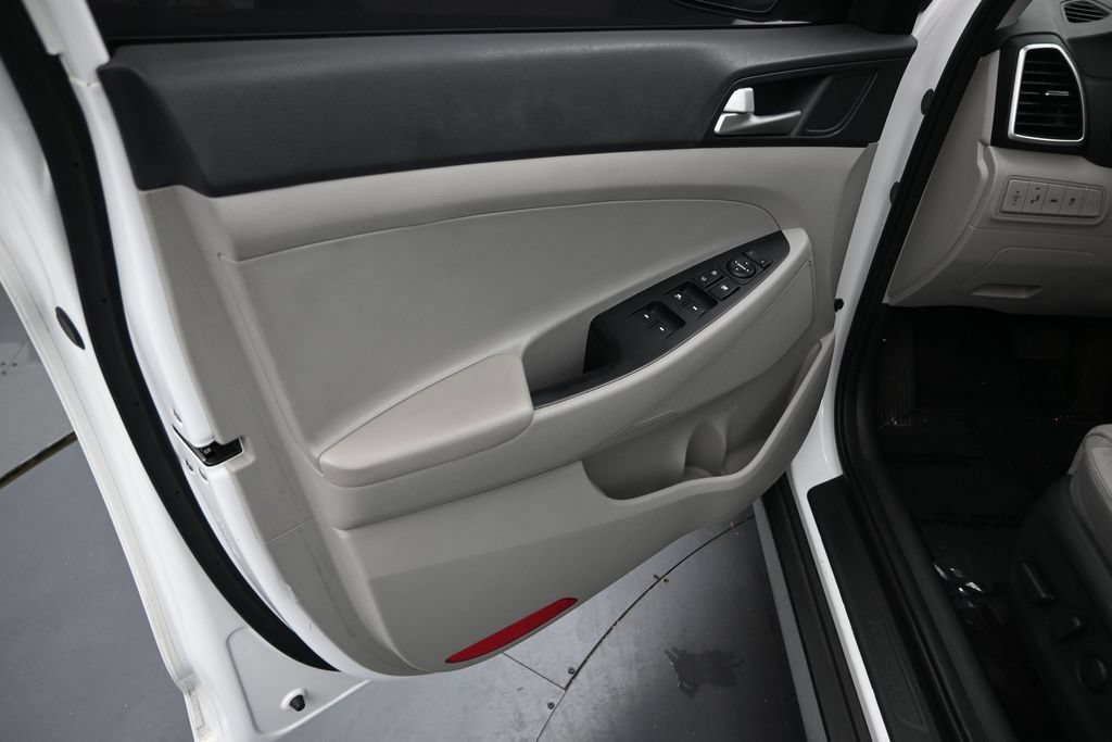 Used 2020 Hyundai Tucson SEL w/ Cargo Package FWD image 10