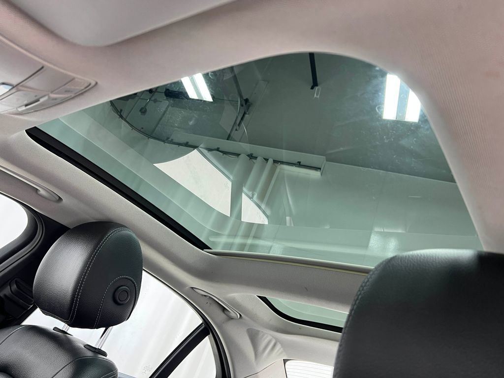 Used 2015 Mercedes-Benz C 300 4MATIC Sedan image 13