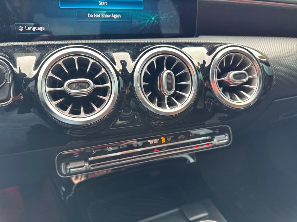 Used 2020 Mercedes-Benz CLA 250 4MATIC image 45