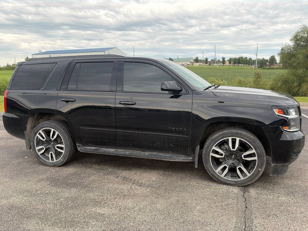 Used 2018 Chevrolet Tahoe Premier AWD/4WD image 3