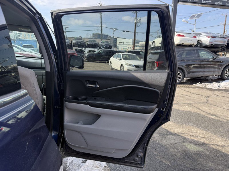 Used 2017 Honda Pilot EX image 13