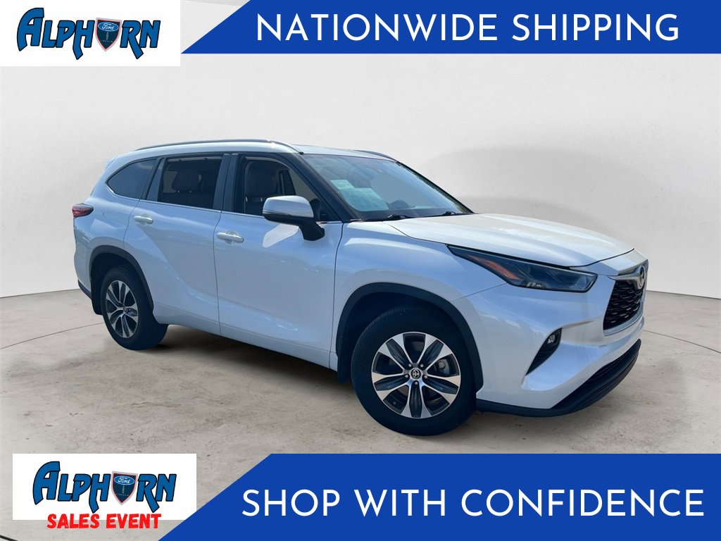 Used 2023 Toyota Highlander XLE