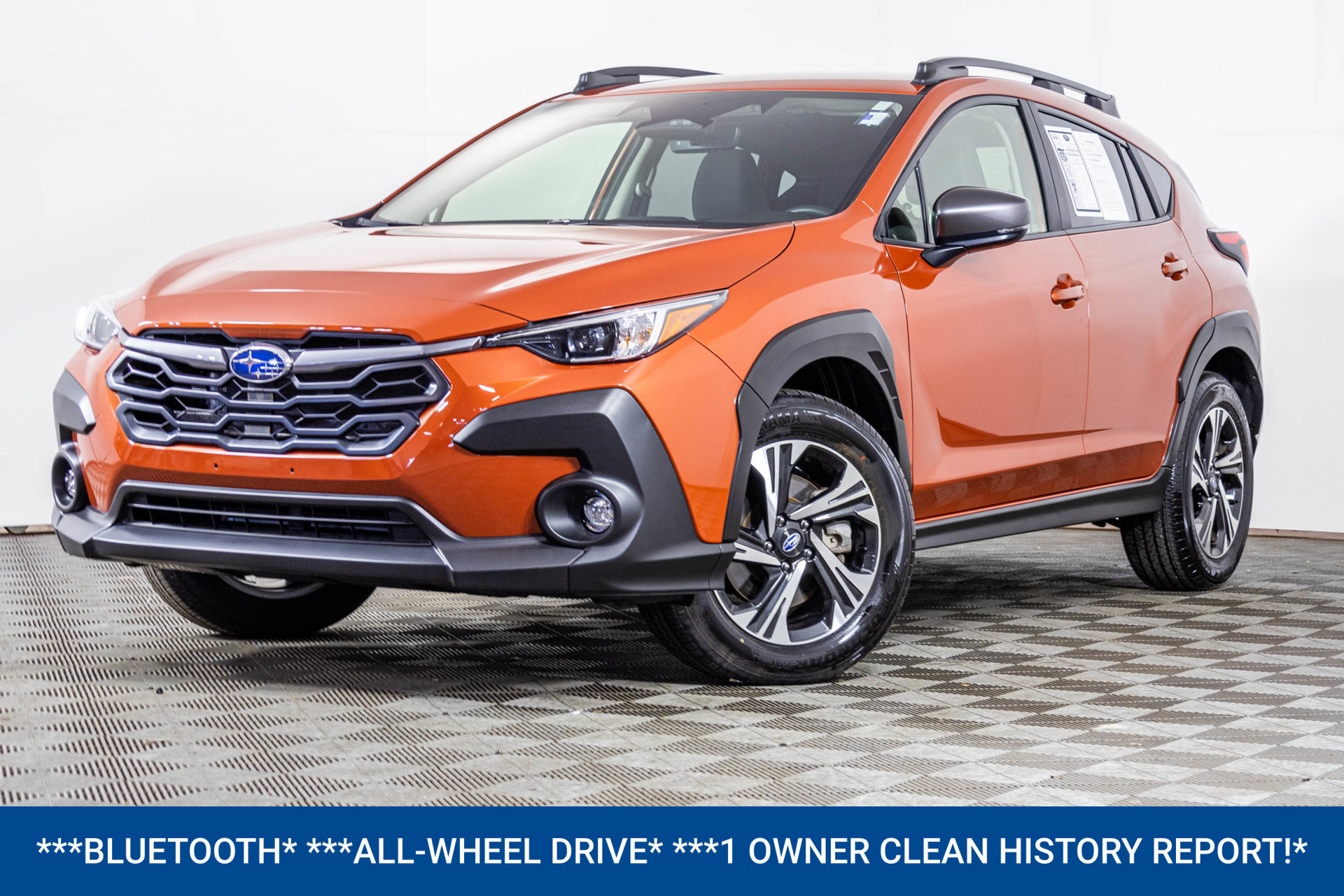 Used 2025 Subaru Crosstrek 2.5i Premium AWD/4WD image 2