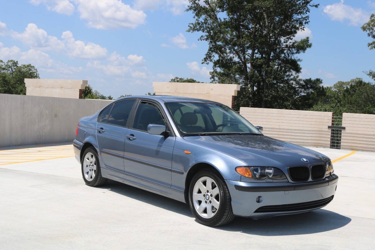 Used 2004 BMW 325xi Sedan AWD/4WD image 5