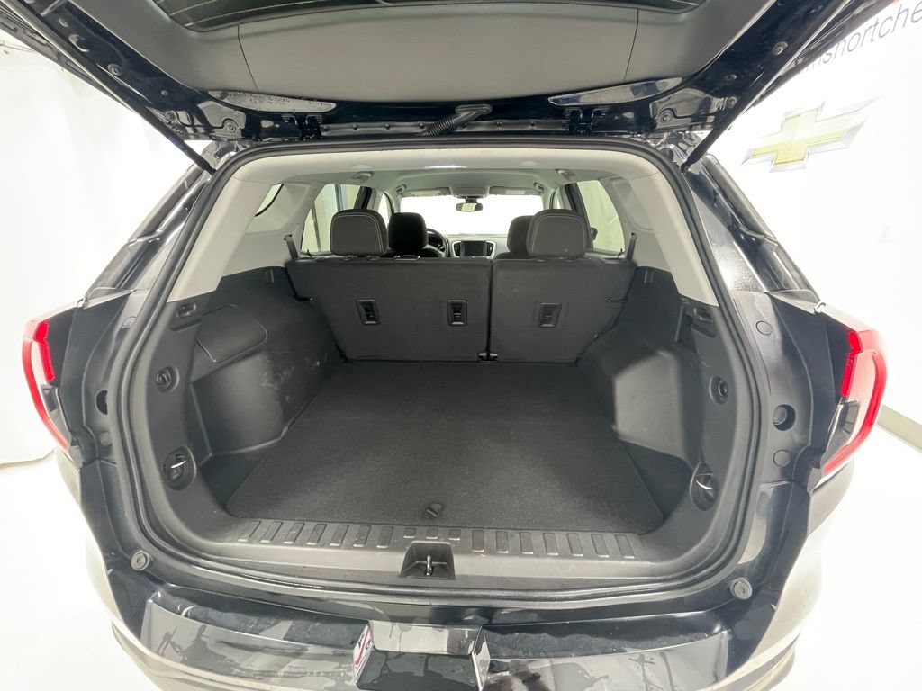 Used 2024 GMC Terrain SLE AWD/4WD image 5