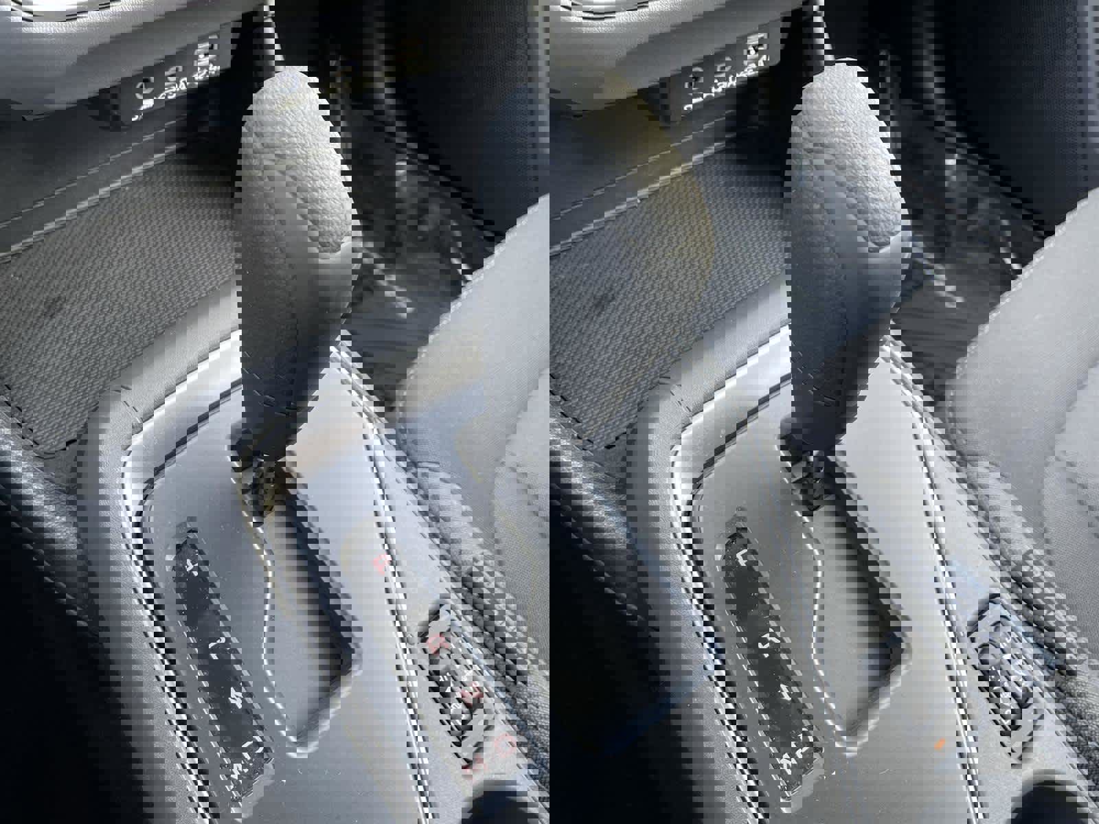 Used 2025 Subaru Crosstrek 2.0i Premium image 25