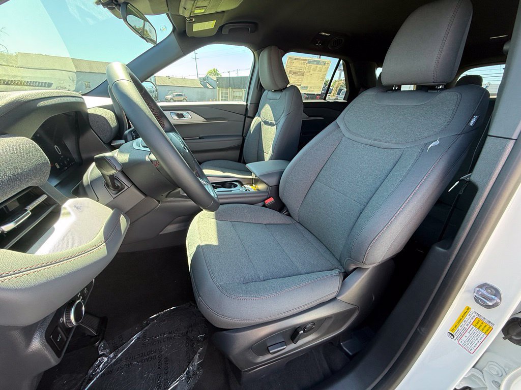 New 2027 Ford Explorer Active AWD/4WD image 18
