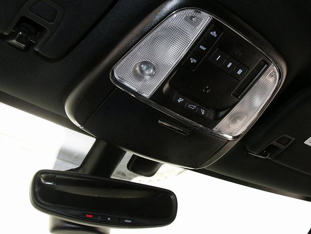 Used 2019 Jeep Grand Cherokee Limited image 22