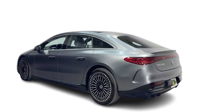 Used 2022 Mercedes-Benz EQS 580 4MATIC Sedan image 4