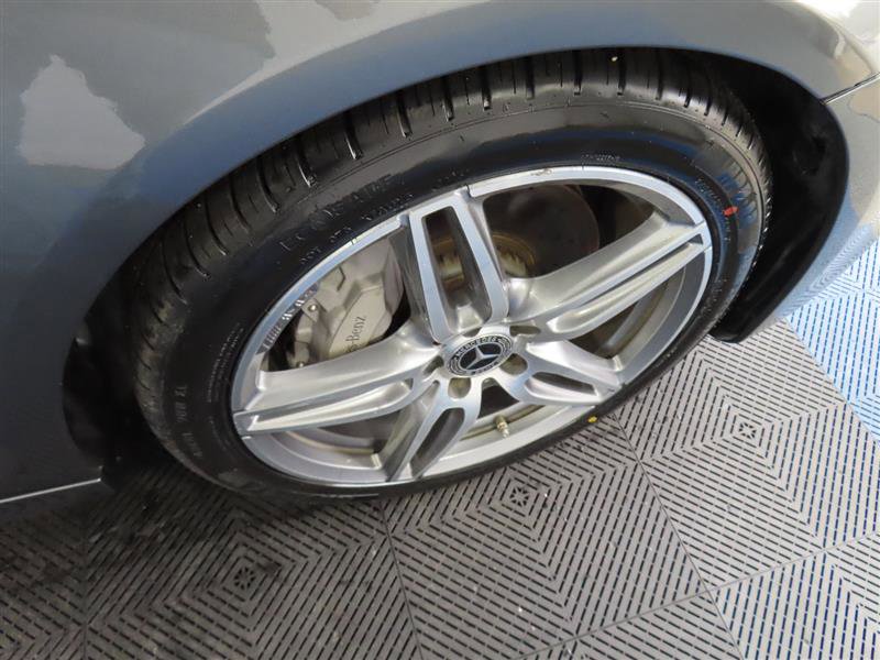 Used 2018 Mercedes-Benz E 300 image 9