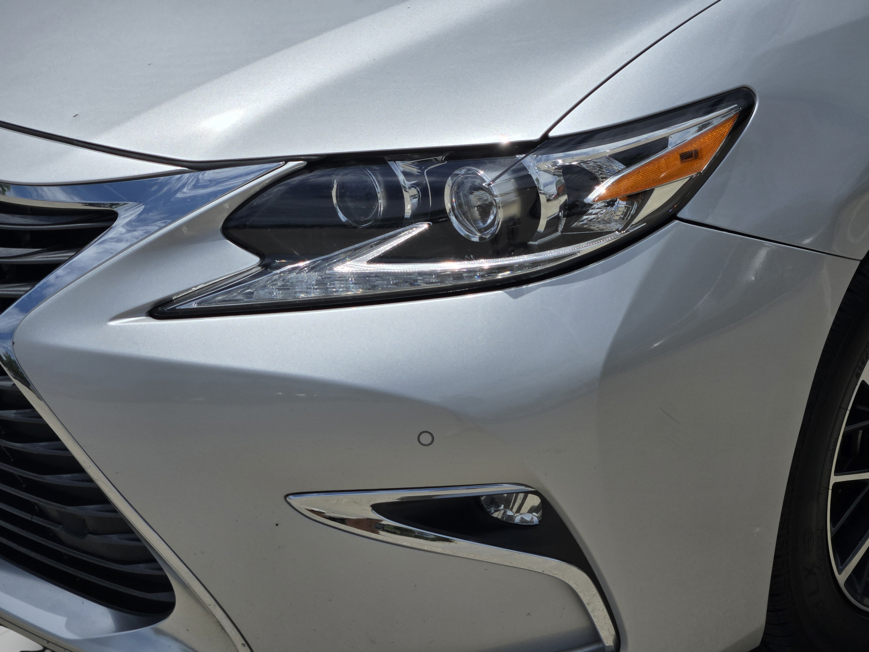 Used 2017 Lexus ES 350 w/ Luxury Package FWD image 36