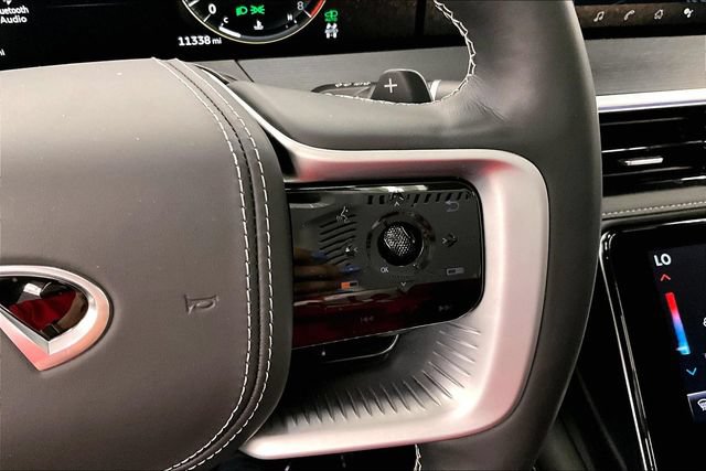 Used 2025 INFINITI QX80 Sensory AWD/4WD image 28