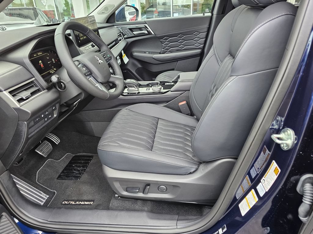New 2026 Mitsubishi Outlander SEL AWD/4WD image 16