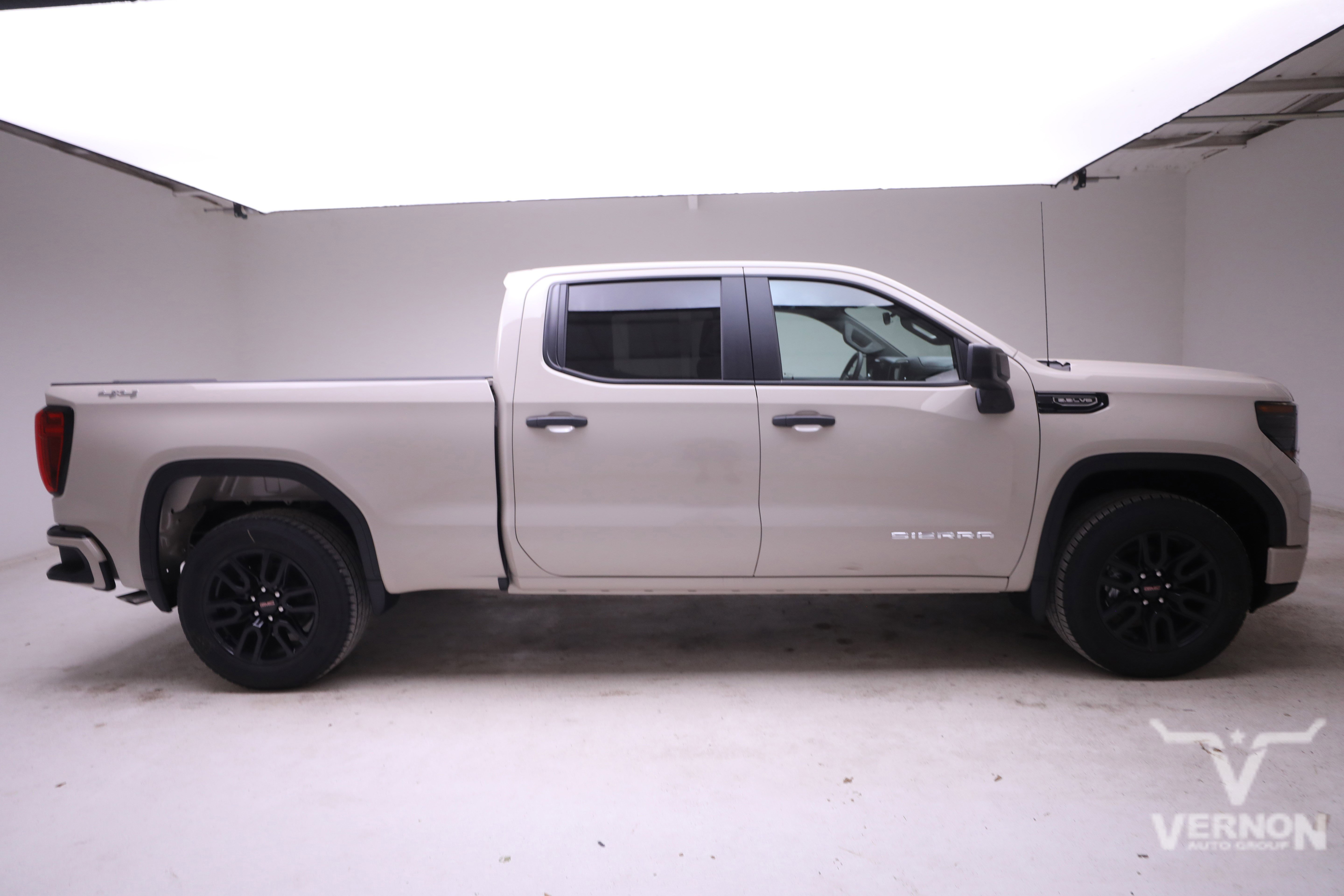 New 2026 GMC Sierra 1500 Pro w/ Graphite Edition image 6