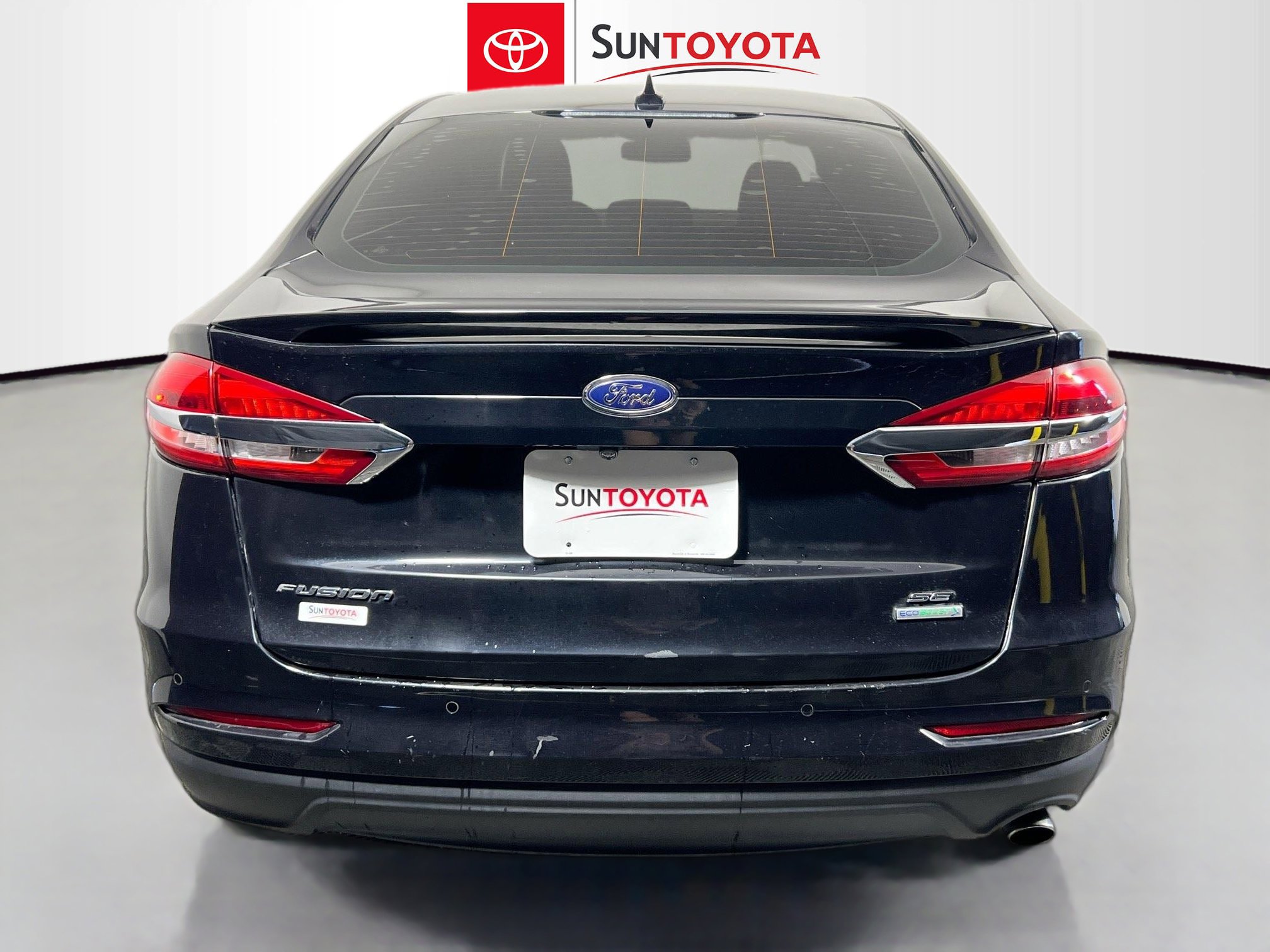 Used 2020 Ford Fusion SE w/ Equipment Group 151A image 5