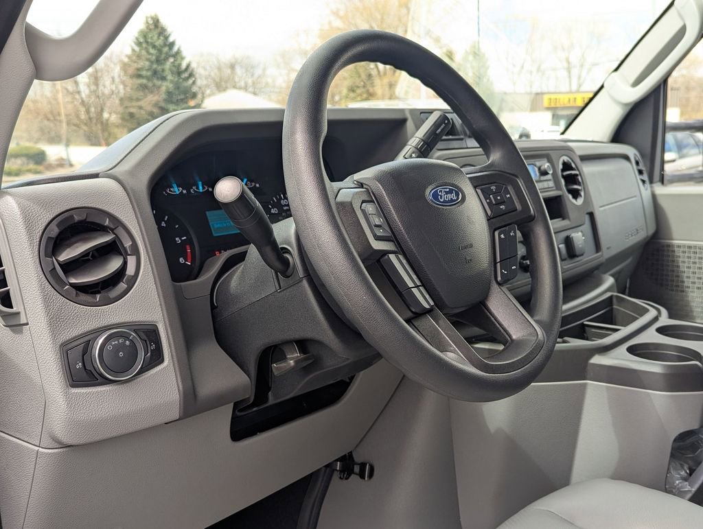 New 2025 Ford E-350 and Econoline 350 Super Duty w/ Power Equipment Group image 6