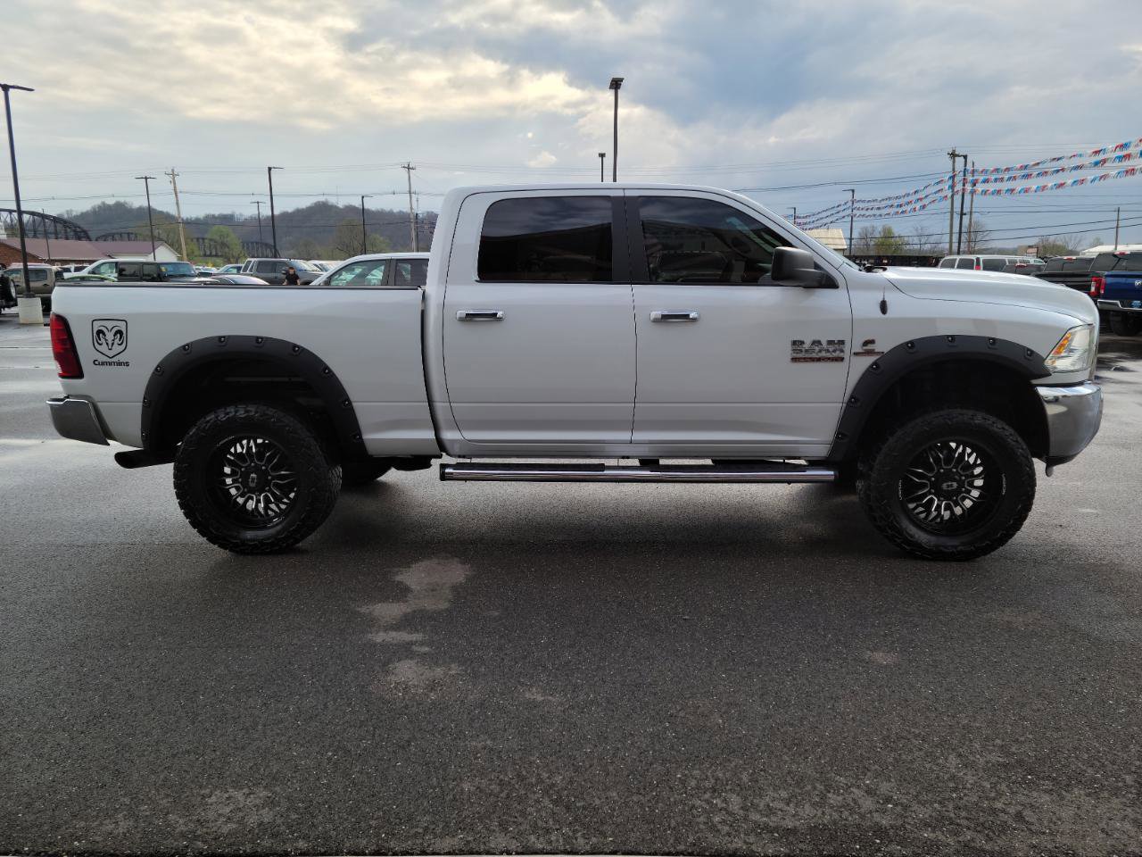 Used 2018 RAM 2500 SLT image 21