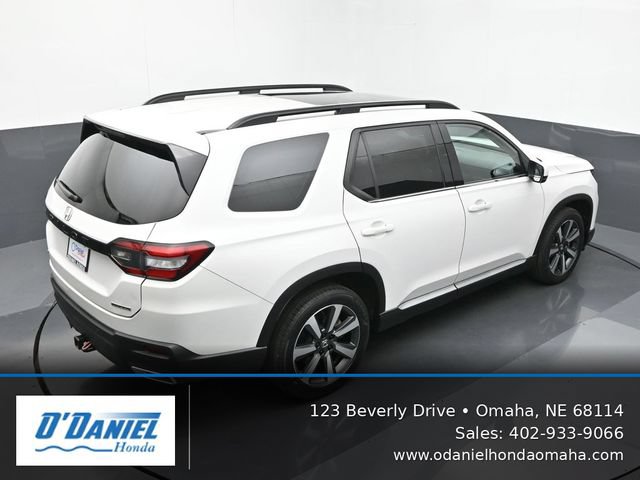 Used 2023 Honda Pilot Touring image 18
