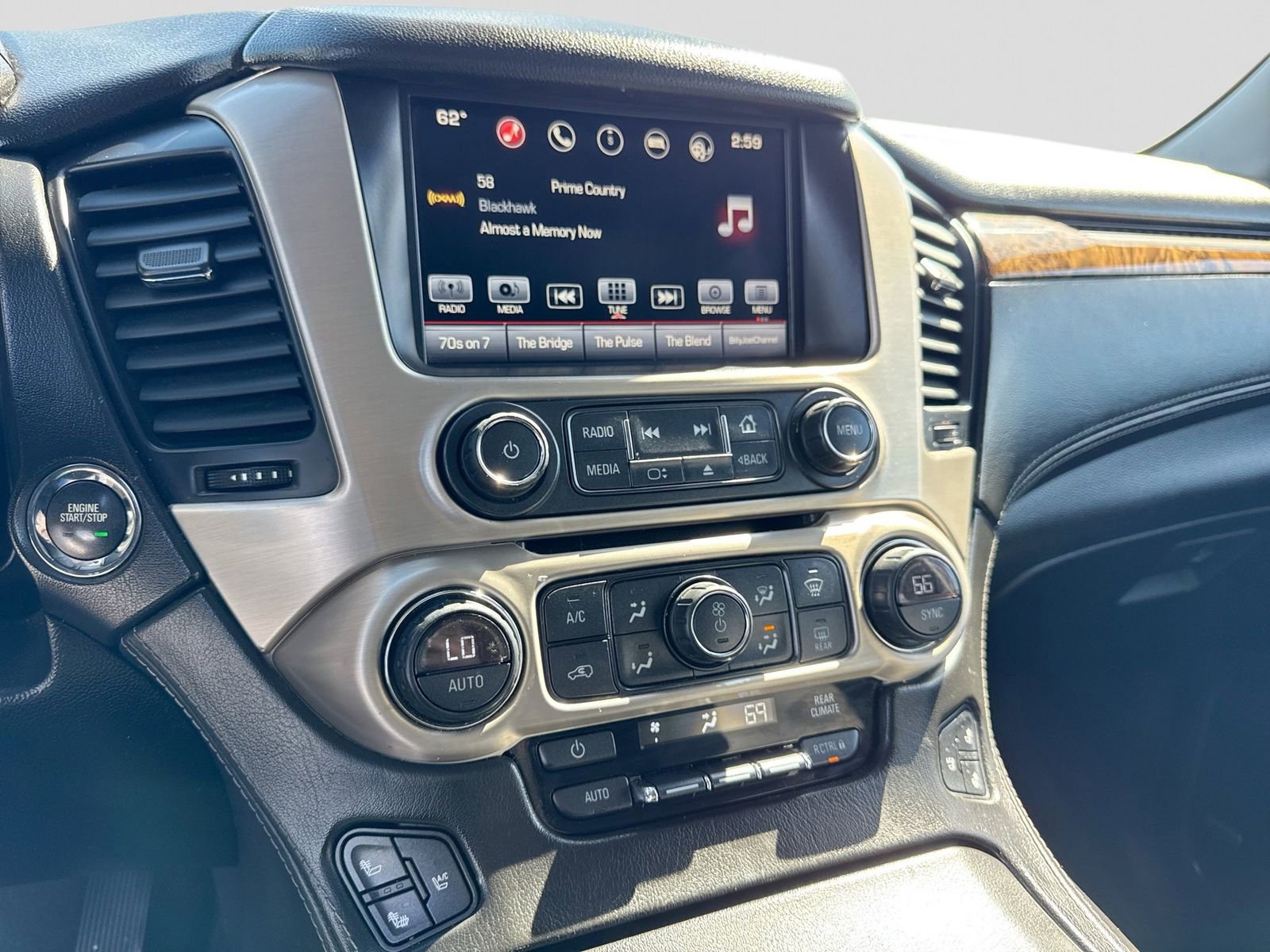 Used 2016 GMC Yukon Denali w/ Open Road Package AWD/4WD image 35