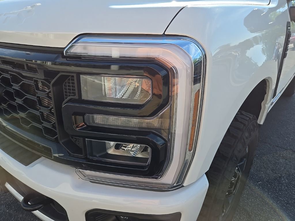 New 2026 Ford F250 Lariat image 34