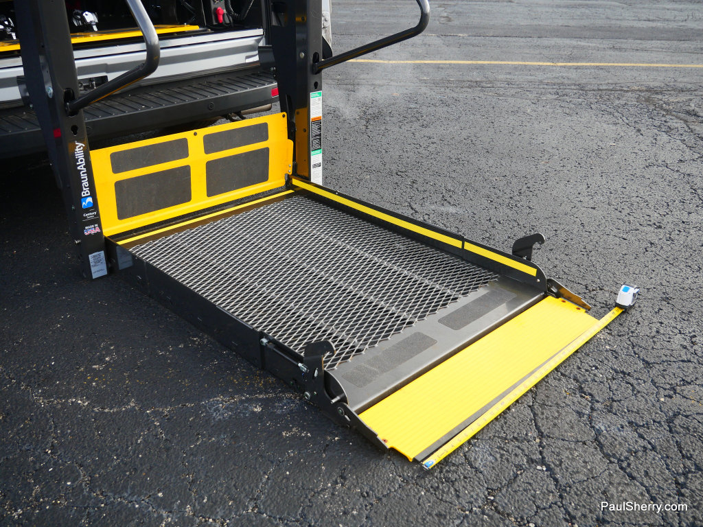 Used 2020 Ford Transit 350 XL image 13