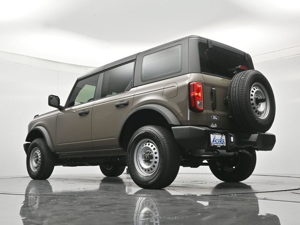New 2026 Ford Bronco 4-Door AWD/4WD image 42