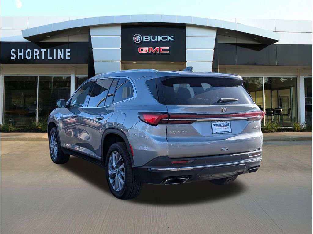 Used 2025 Buick Enclave Preferred AWD/4WD image 5