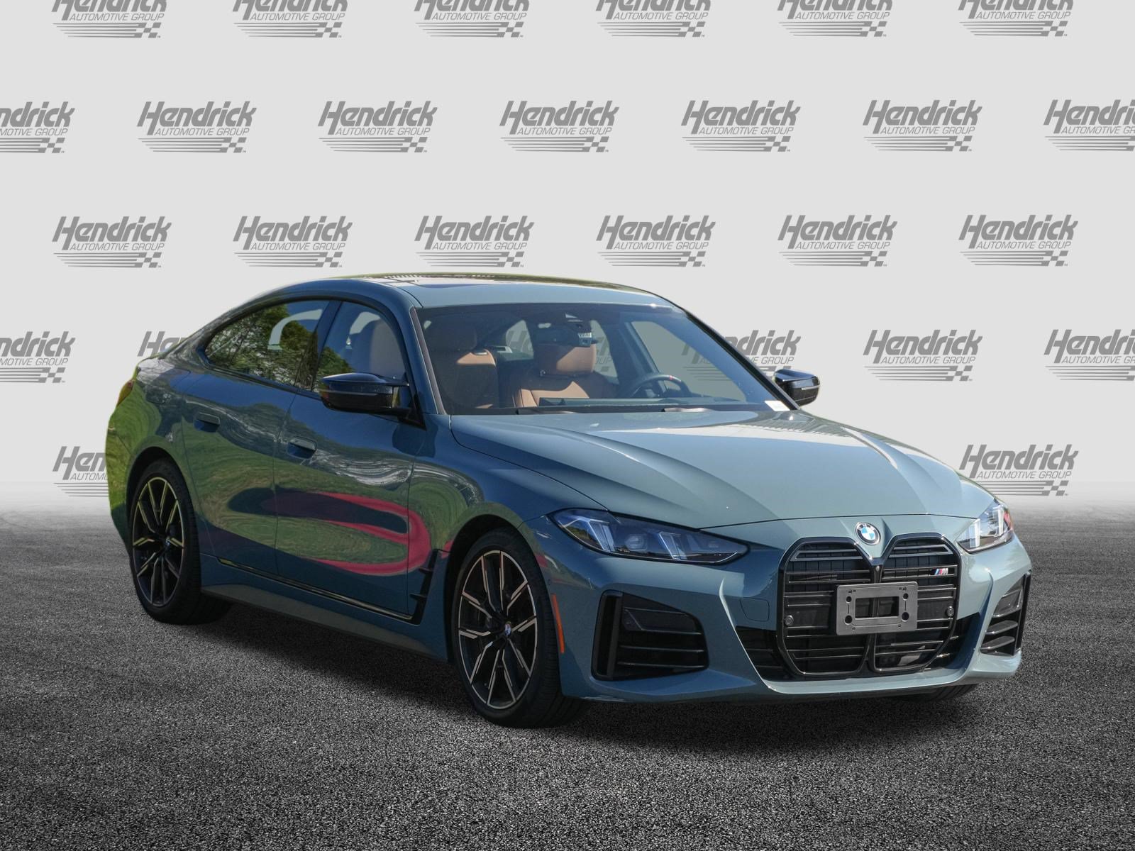 Used 2025 BMW 440i xDrive w/ Premium Package AWD/4WD image 2