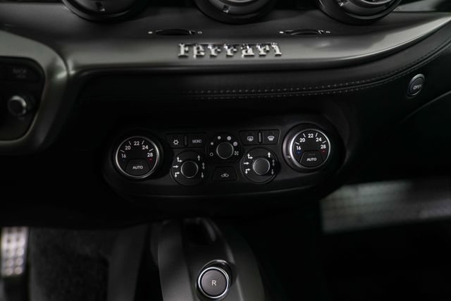 Used 2015 Ferrari F12 Berlinetta RWD image 23