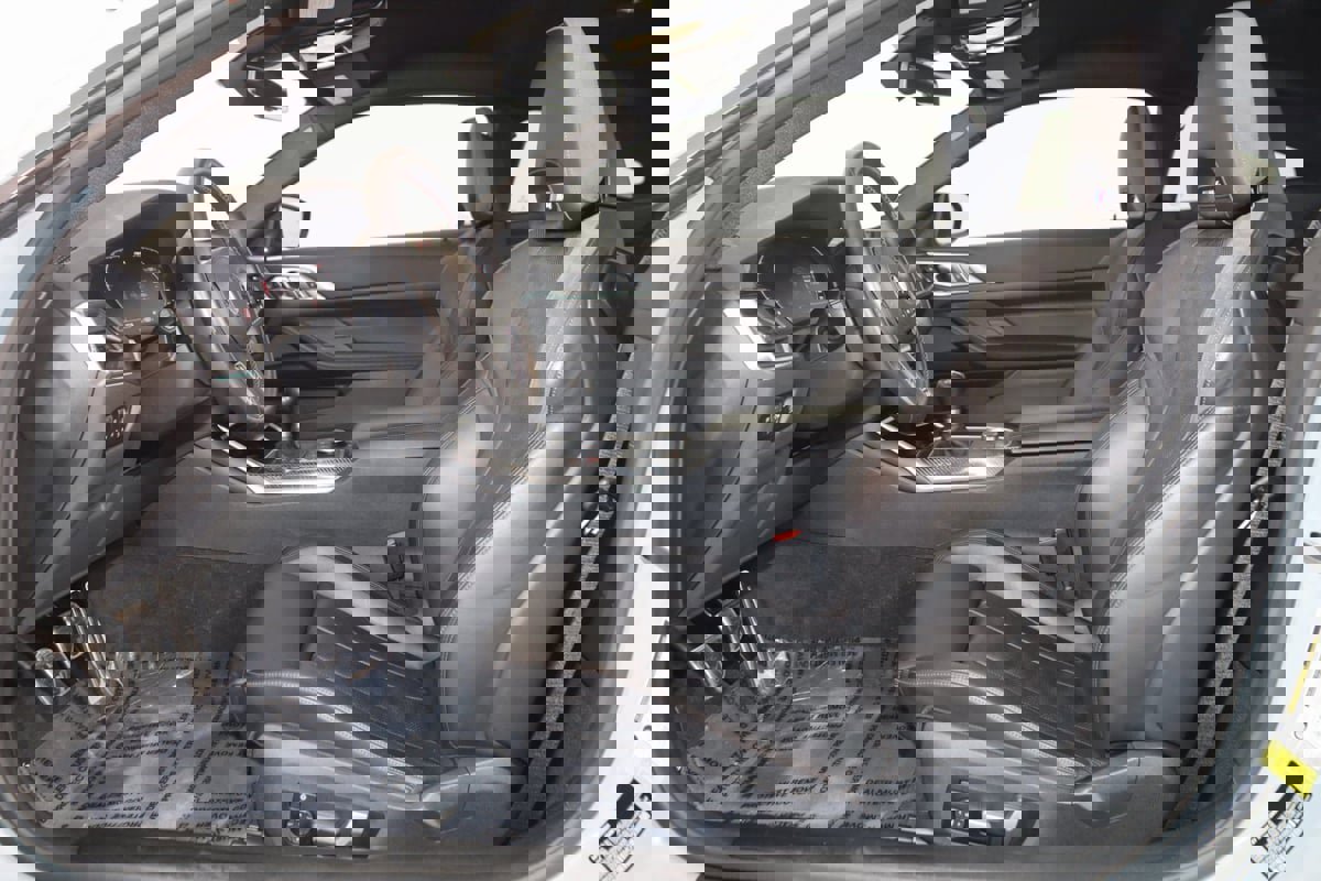 Used 2021 BMW M4 Coupe w/ Executive Package RWD image 11