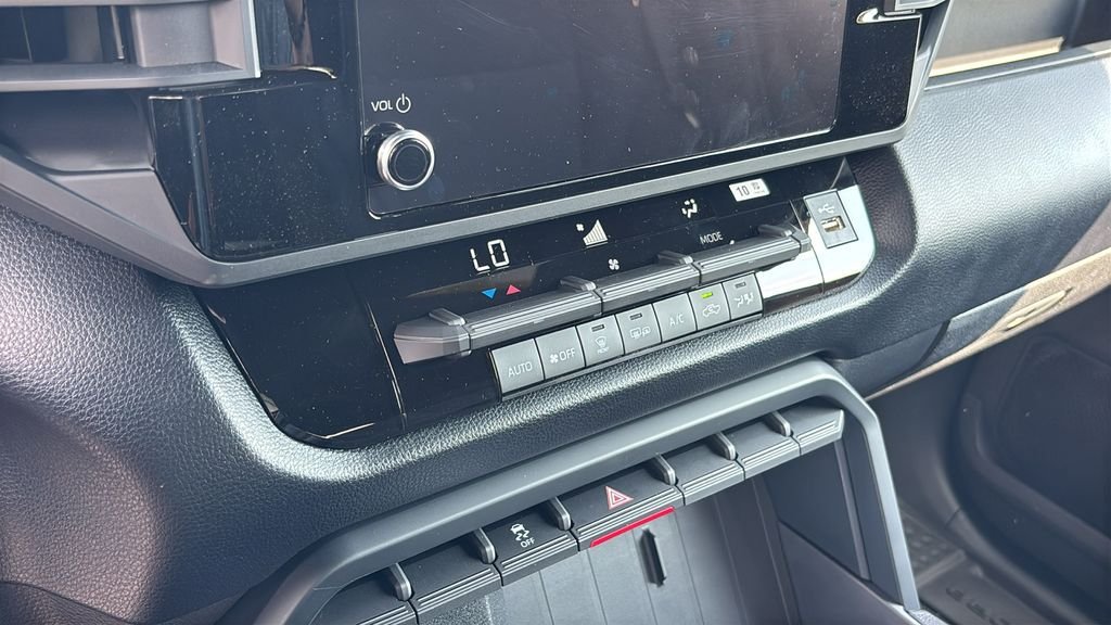 New 2026 Toyota Tundra SR AWD/4WD image 14