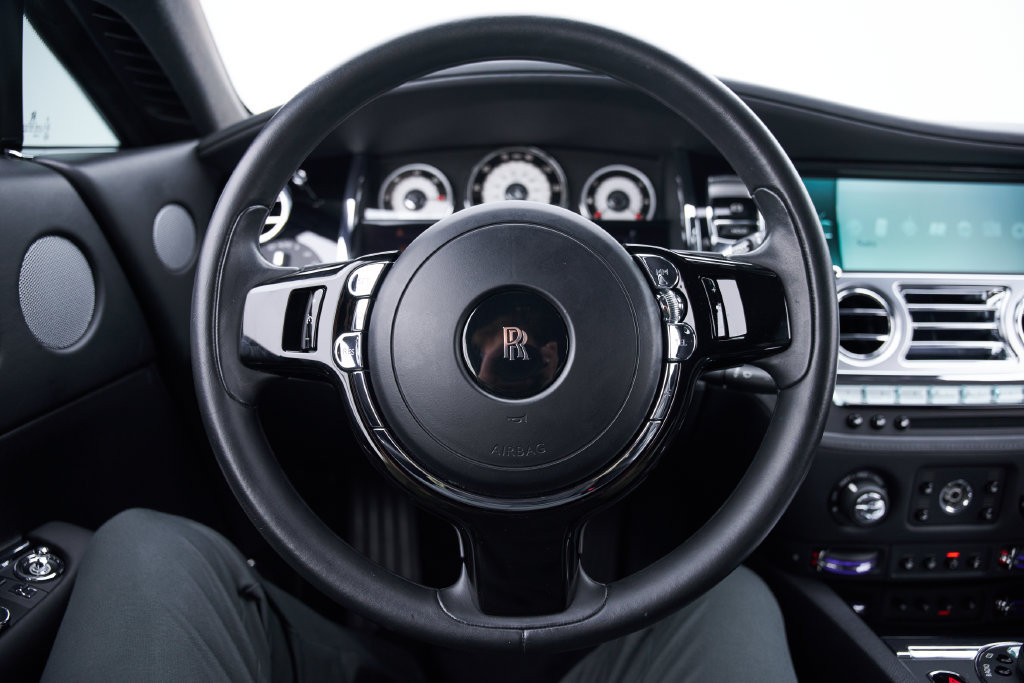 Used 2015 Rolls-Royce Wraith RWD image 55