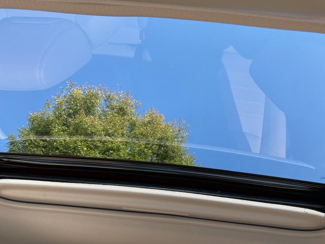 Used 2022 Toyota RAV4 Limited FWD image 34