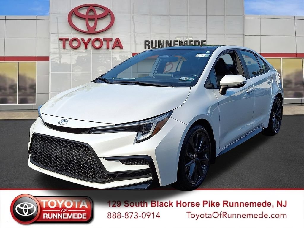 Certified 2023 Toyota Corolla XSE w/ Carpet Mat Package (TMS) FWD image 3