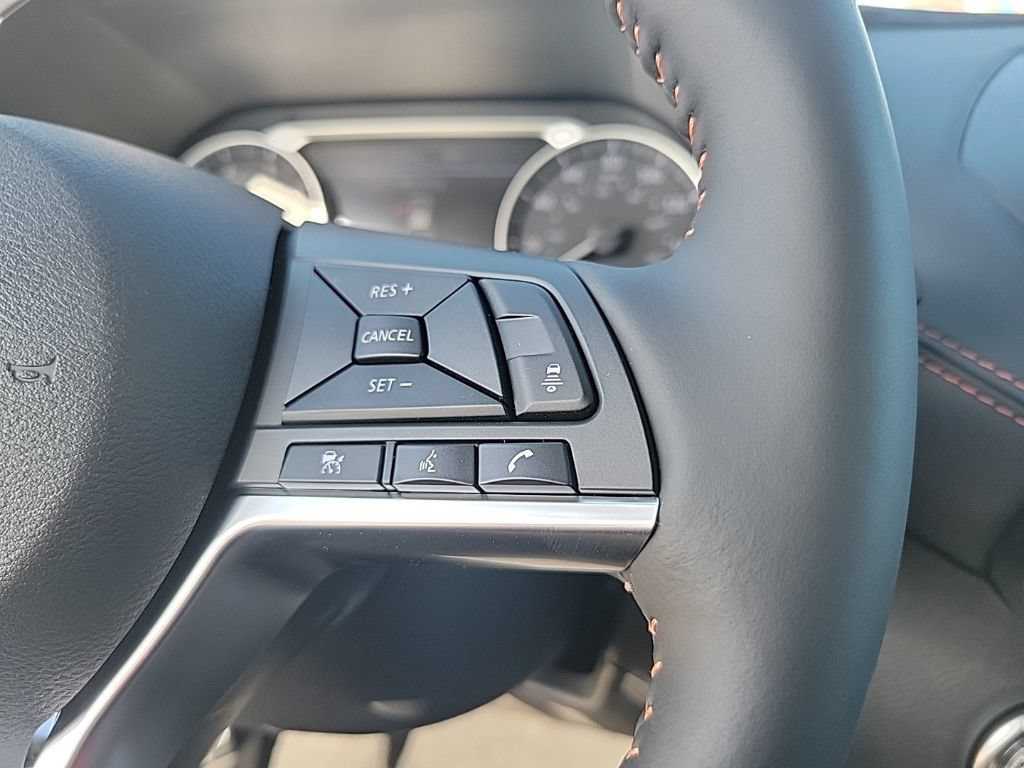 New 2025 Nissan Sentra SR w/ SR Premium Package FWD image 23