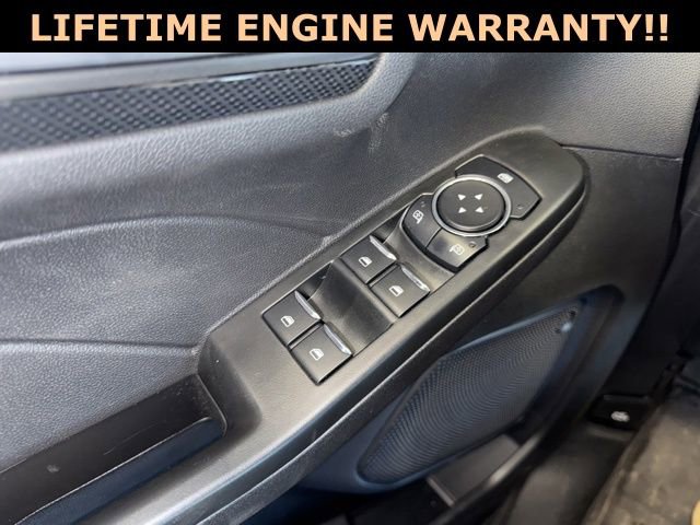 Used 2025 Ford Escape ST-Line w/ Cold Weather Package image 16