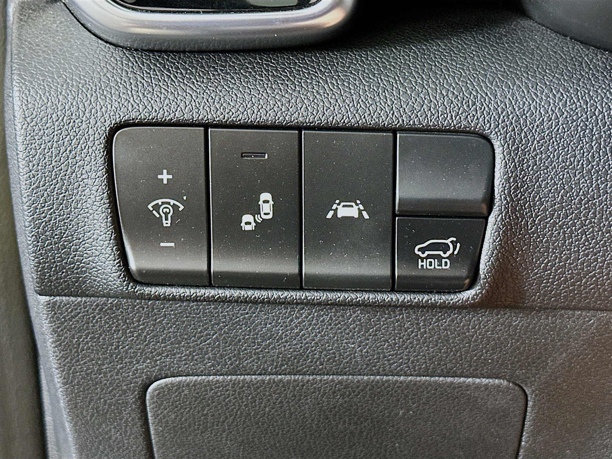 Used 2020 Kia Sportage SX image 17