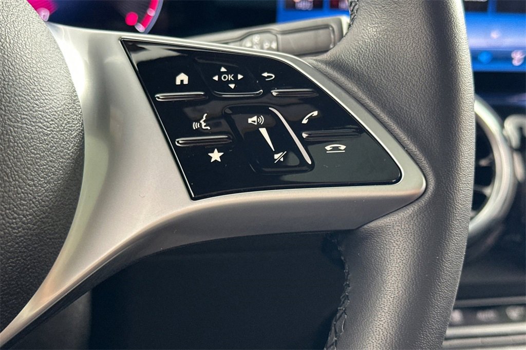 Certified 2026 Mercedes-Benz GLB 250 image 28