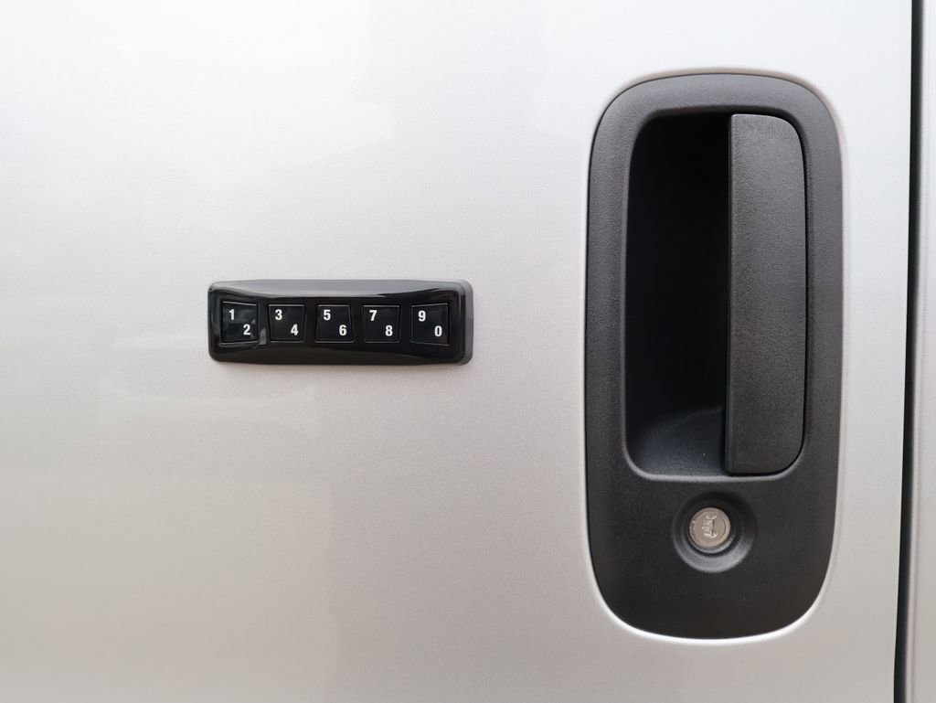 New 2026 Chevrolet Express 2500 image 10