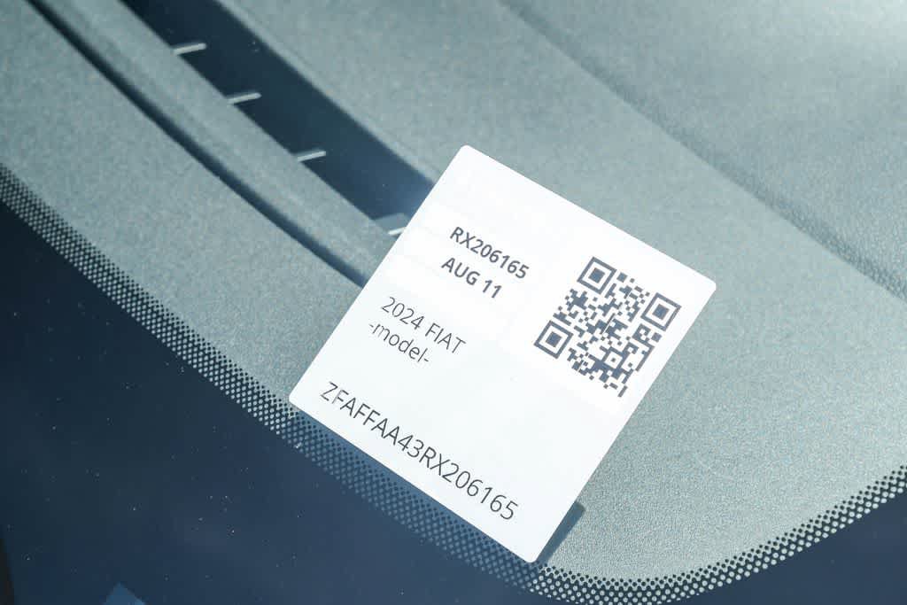 Used 2024 FIAT 500 e (RED) FWD image 33