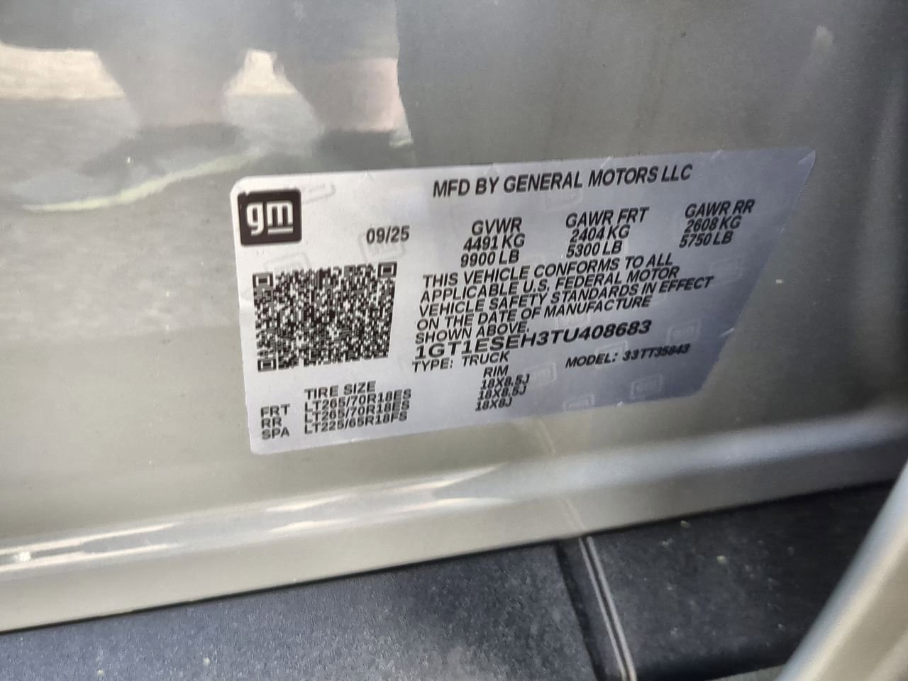 Used 2026 GMC Sierra EV Elevation image 32