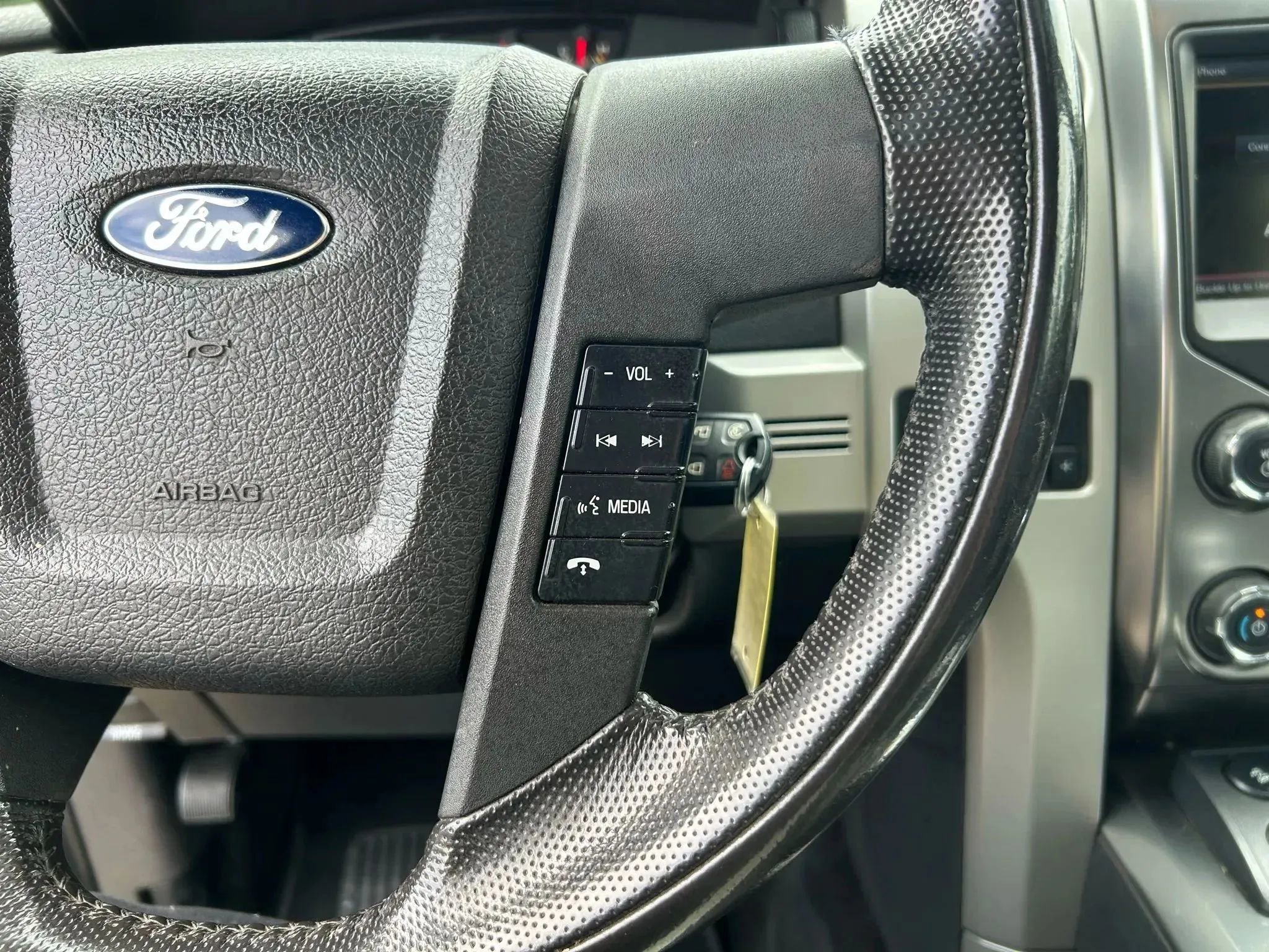 Used 2014 Ford F150 Raptor w/ Equipment Group 801A Luxury image 25