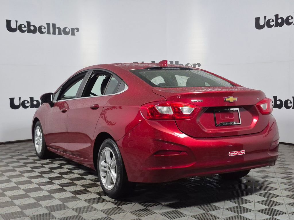 Used 2017 Chevrolet Cruze LT w/ Convenience Package FWD image 5