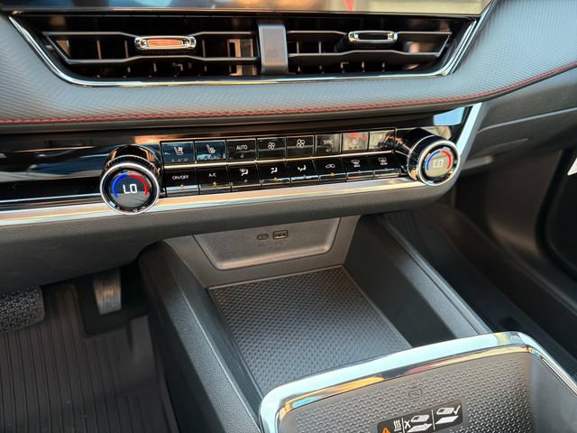 New 2027 Chevrolet Equinox RS w/ Convenience Package III FWD image 27
