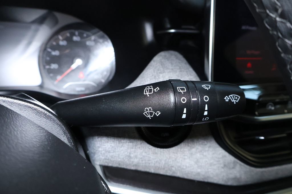 Used 2024 Jeep Compass Latitude image 24