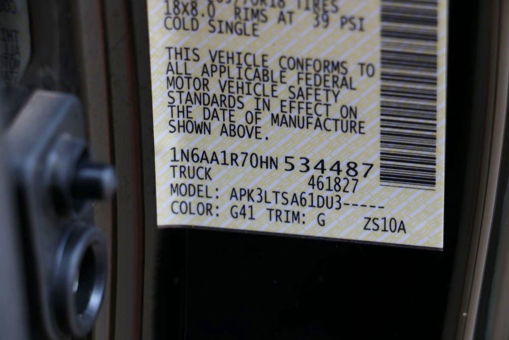Used 2017 Nissan Titan SV RWD image 25