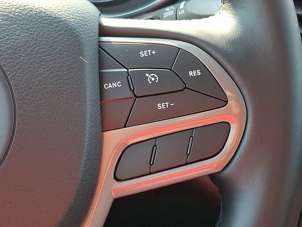 Used 2021 Jeep Cherokee Latitude Lux w/ Comfort/Convenience Group AWD/4WD image 22