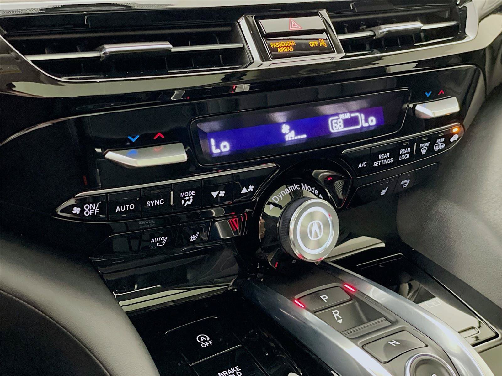 Used 2024 Acura MDX SH-AWD w/ Technology Package image 19