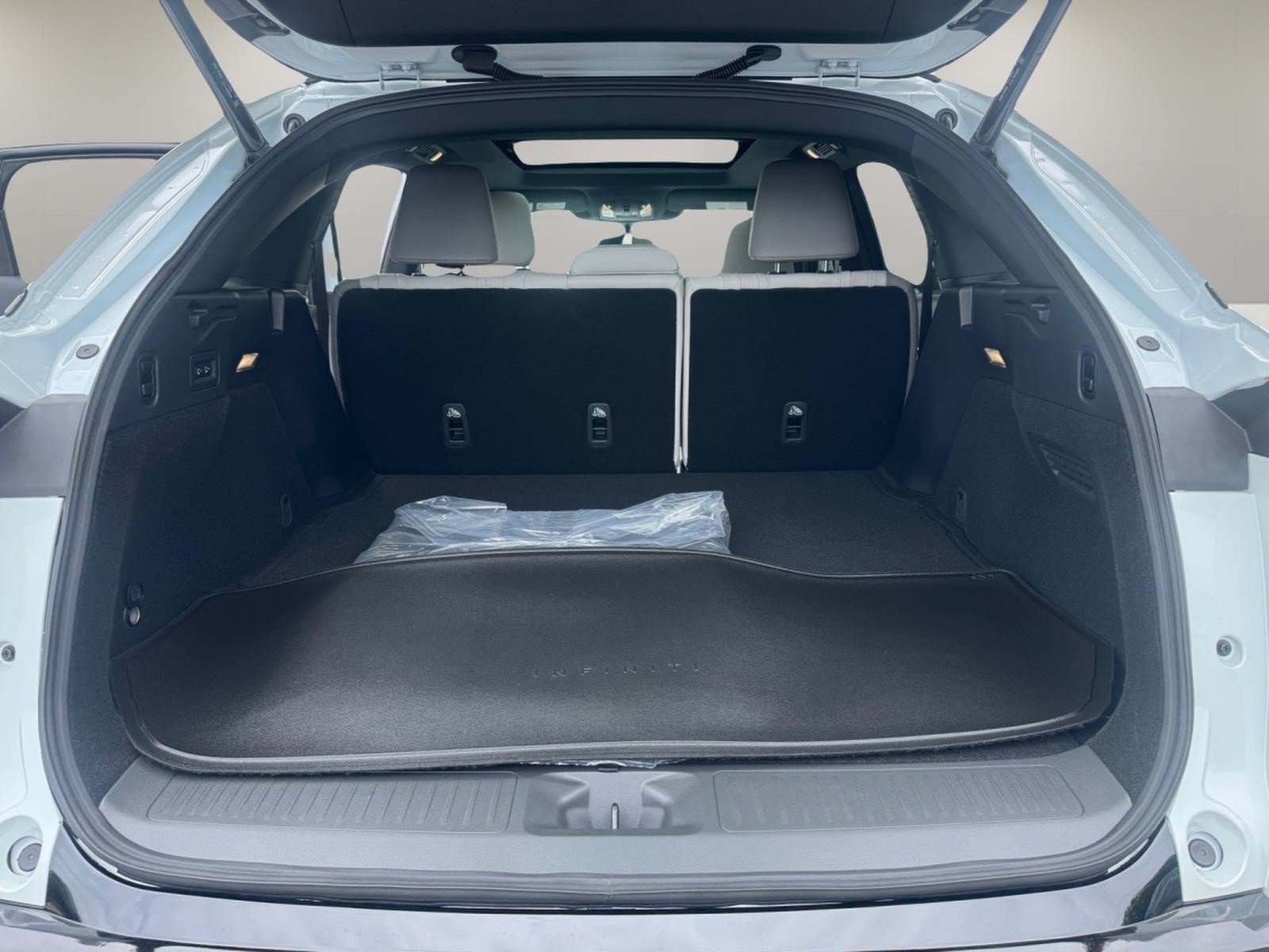 New 2027 INFINITI QX65 Luxe AWD/4WD image 12