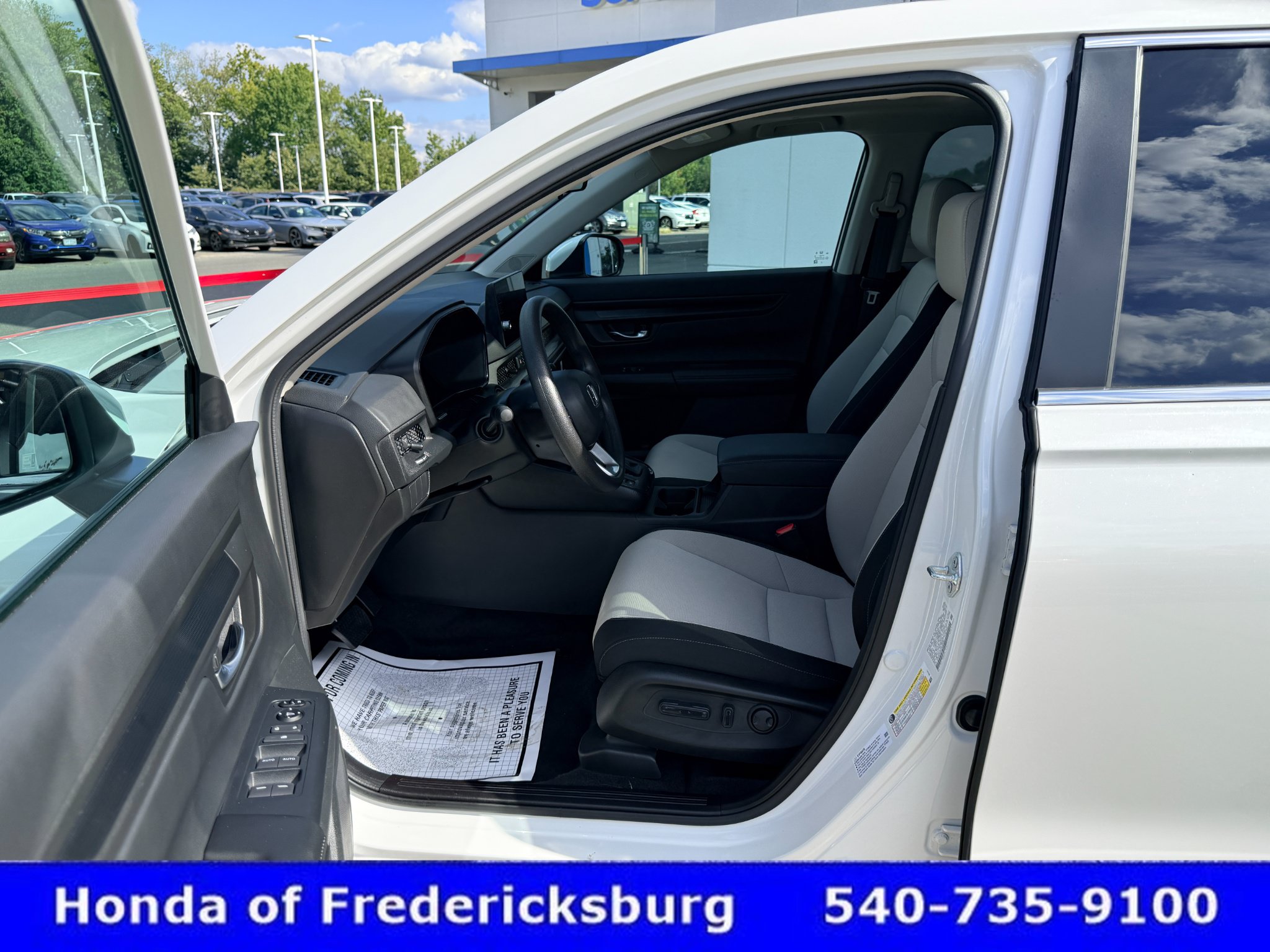 Used 2026 Honda CR-V EX image 27